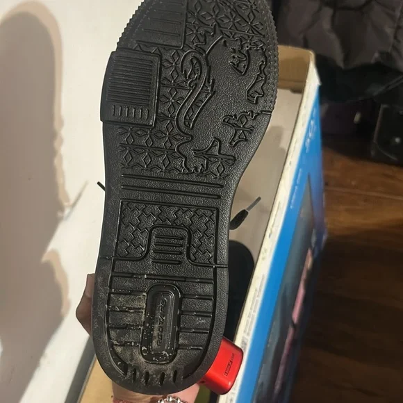 new one - Picture 4 of 5